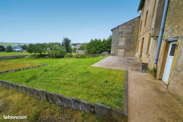 3d22208d1d09405a09af989ff6b0fda6f0be3864 Appartement 5 pièces 131 m²