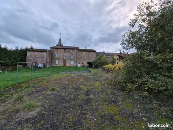 Bâtiment 1 pièce 200 m²