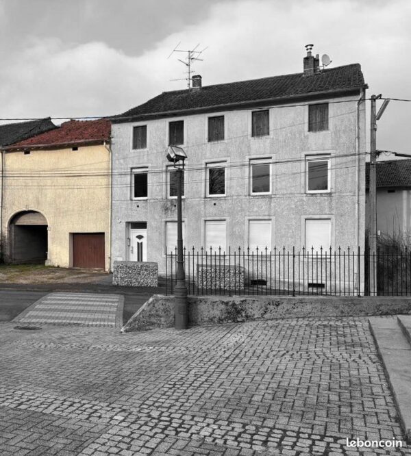 Bâtiment 1 pièce 200 m²