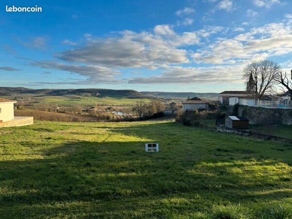 0bdf3e253c5dd8f99c3f7a94ee4556b70a83da59 Terrain 2229 m² Cazideroque