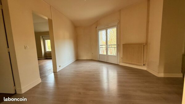 212f7adff59b1bd9edf7e32c5f12c046ee74f6b9 Maison de village 4 pièces 124 m²