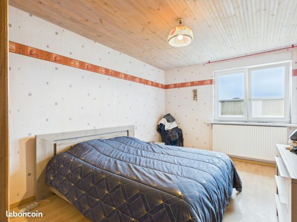 Maison 8 pièces 203 m²