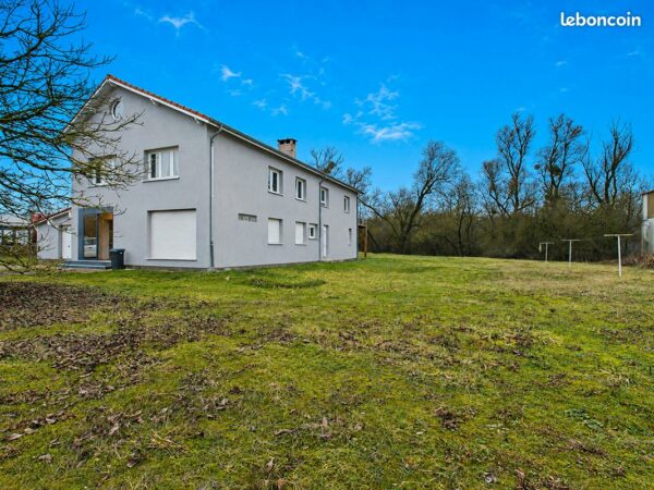 Propriété 8 pièces 203 m²