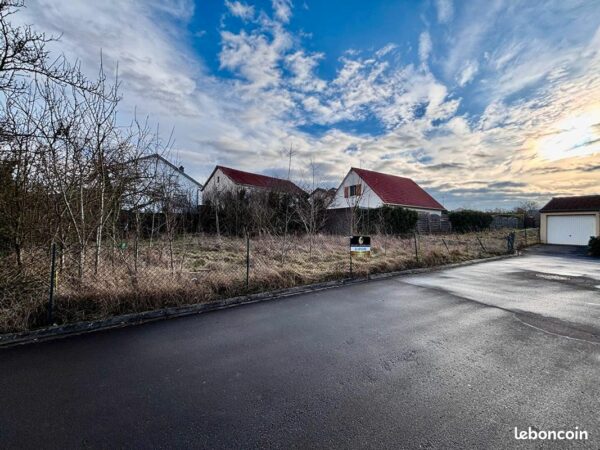 7a1a47f41cd0d045dd3719bed5488ee68acc4b82 Terrain 762 m² SAINTE MARIE AUX CHENES