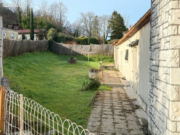 9eb1232b3209c4b6223ec9d4cd6650a9f5d250e5 Maison de village 4 pièces 124 m²