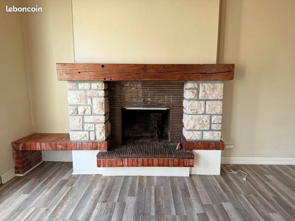 c9f025609a8e6df86e02dd9fcf092933b74ab557 Maison de village 4 pièces 124 m²