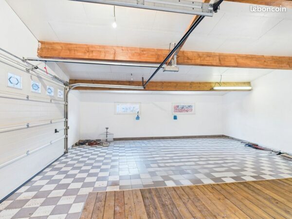 Propriété 8 pièces 203 m²