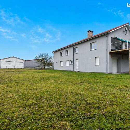 Propriété 8 pièces 203 m²