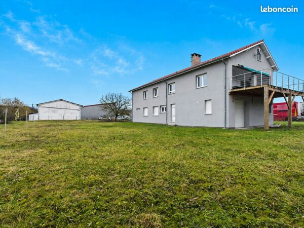 Propriété 8 pièces 203 m²