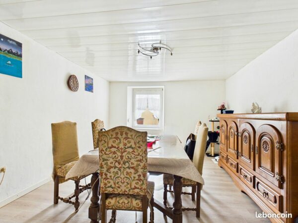 Maison 11 pièces 285 m²