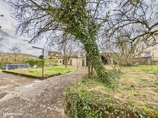 895779aa921a28e6549ced9b98558b57b96035a6 Maison 5 pièces 80 m²