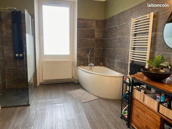 Maison 7 pièces 164 m²