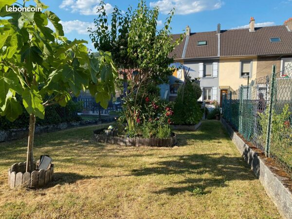 88e484ffea37d5f60985ea7c614d363746157114 Maison 5 pièces 98 m²