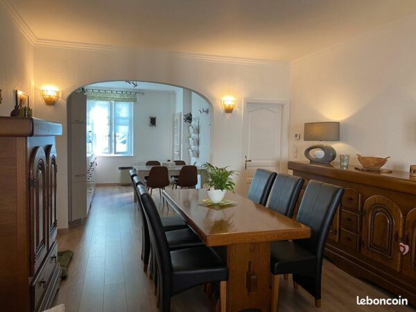 d7d82f24d2951a1e99b907c71ce0386bd1f07527 Maison 5 pièces 98 m²