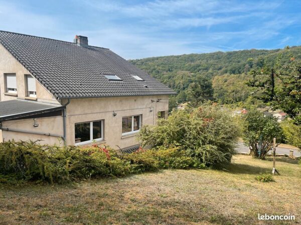 90cb75ed547c5ebe70234c48aade23ad8df38d32 Maison 7 pièces 121 m²