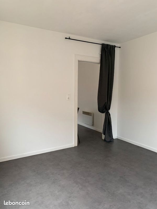 b070efb9bb33696aa05ab3384c810486e977a552 Appartement 2 pièces 34 m²