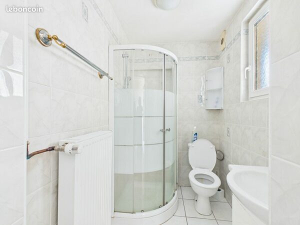 e2c64d85b1545d67b5a73dbde2912b43e89dbbc5 Maison 8 pièces 152 m²