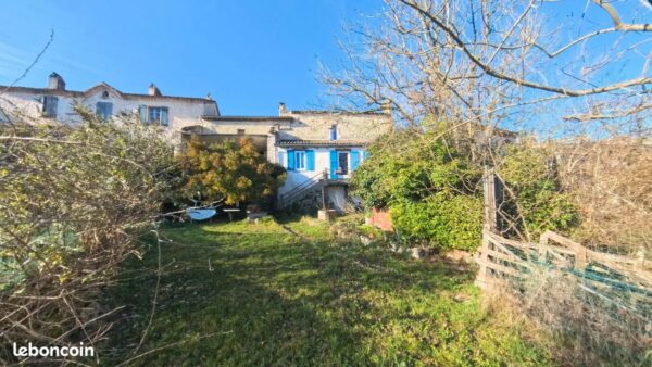 047164fa4f8700dcd58c936e23b7f38f6cccc130 Maison 6 pièces 114 m²