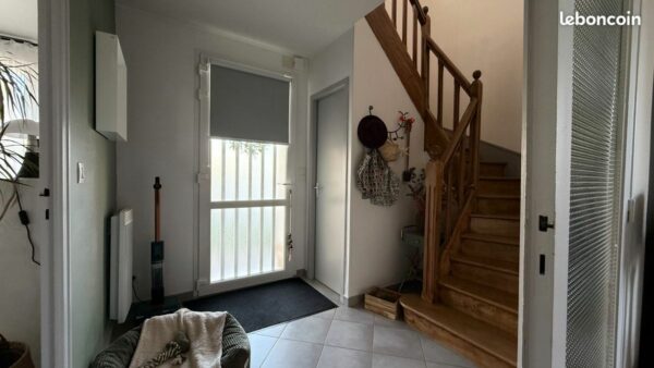 30d32b72ca2eb9aaf5f0c66e706bc68c48018363 Maison de ville 6 pièces 106 m²