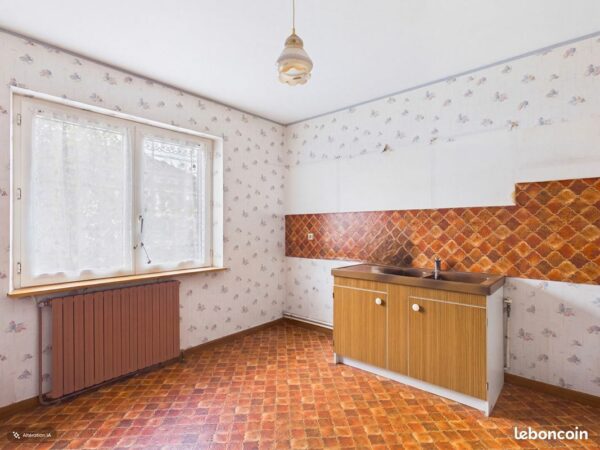 468ce8fb1f9e18bcde7c71e35fad48e8e4b60b6d Maison 9 pièces 168 m²