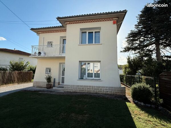 9a81734b966cce0984a1f1fa7f58adfa16280dd2 Maison de ville 6 pièces 106 m²
