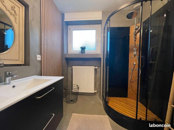 Maison 7 pièces 180 m²