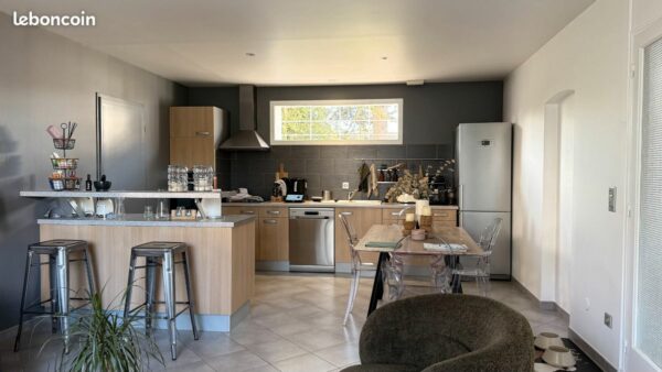 efbdceb7abbd8c65718c5d2327706824397a343e Maison de ville 6 pièces 106 m²
