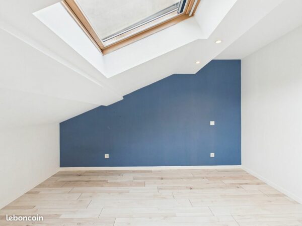 Duplex 5 pièces 93 m²